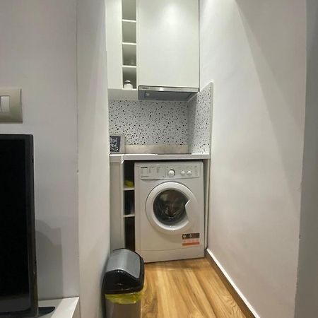 Luxury Apartment In Blloku Area ติรานา ภายนอก รูปภาพ